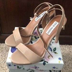 Nude Steve Madden heeled sandal